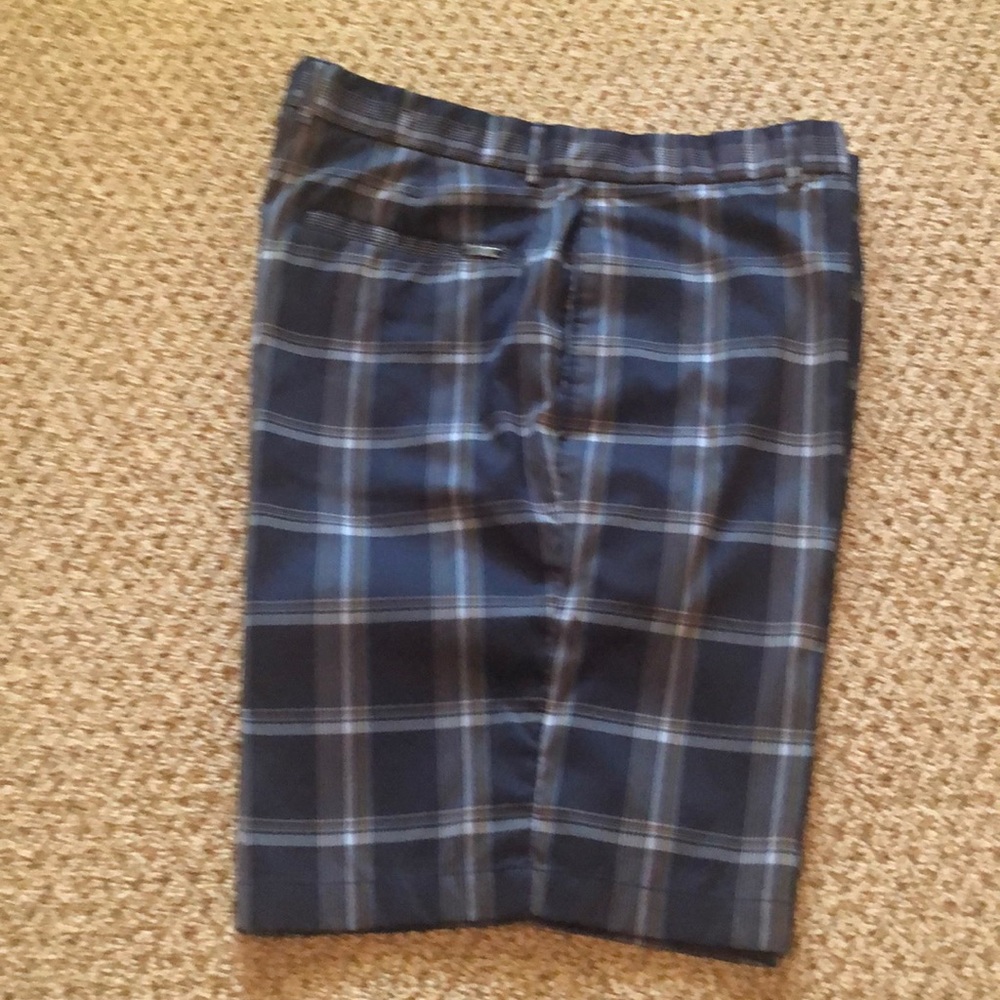 Greg Norman golf shorts